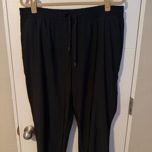 PLUS SIZE (XL) Old Navy High-Waisted SleekTech Joggers (Black)